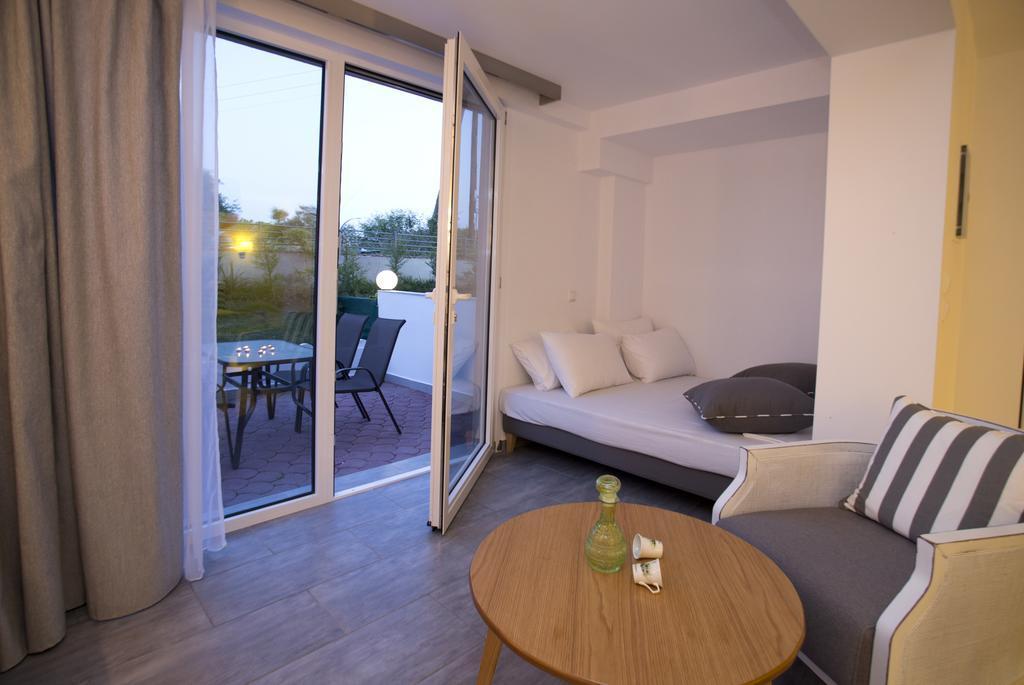 Kapahi Seaview Hotel Apartments Potos Exteriér fotografie